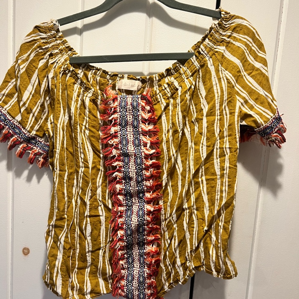 Altar'd State Gold and White Ruched Ruffled Blouse